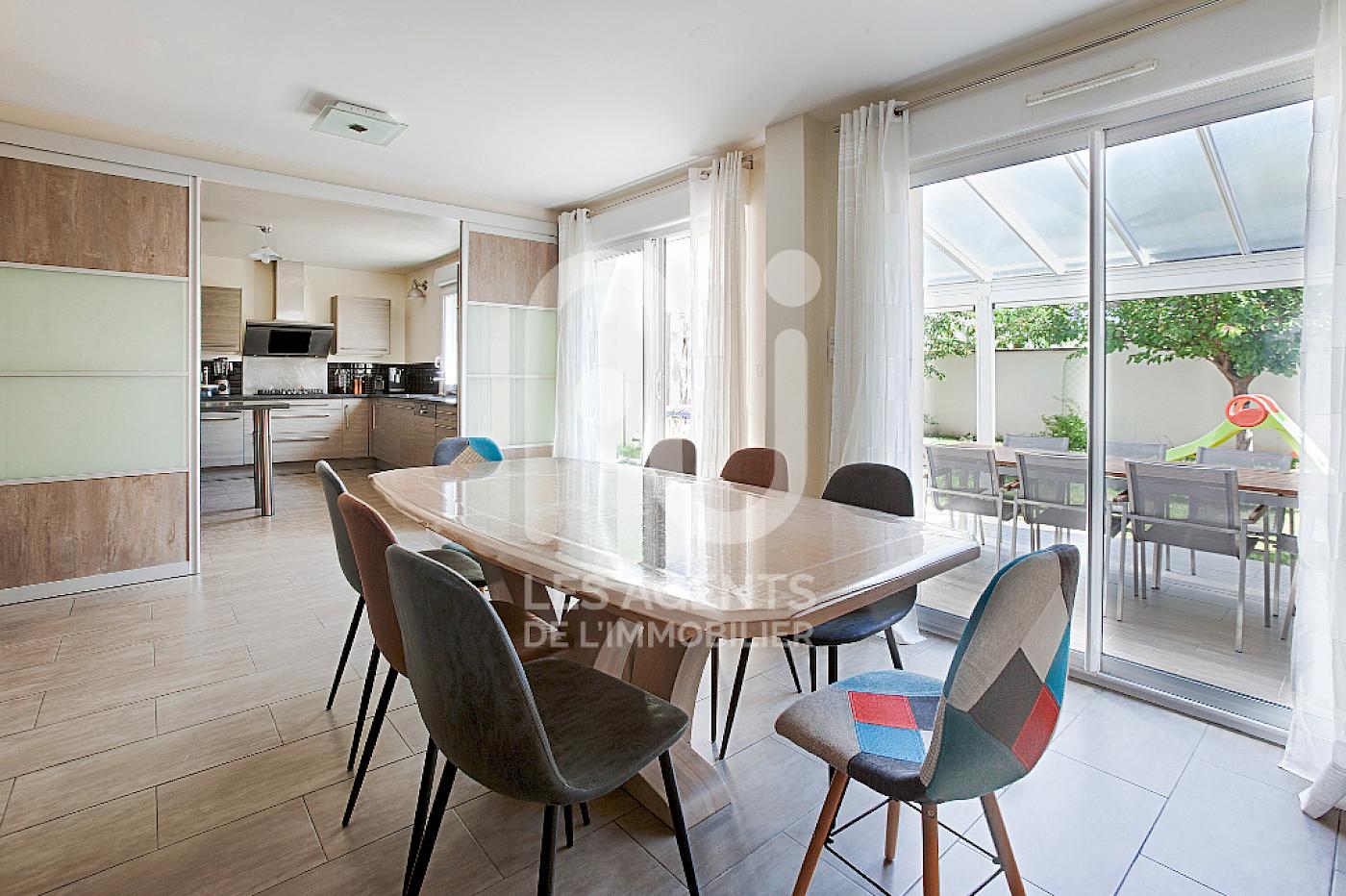 Belle maison contemporaine - 7 pièces