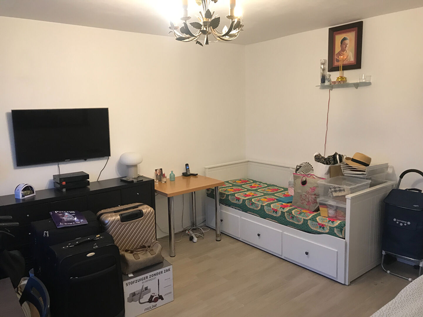 Vente Appartement 1 pièce de 28m2  à Puteaux.