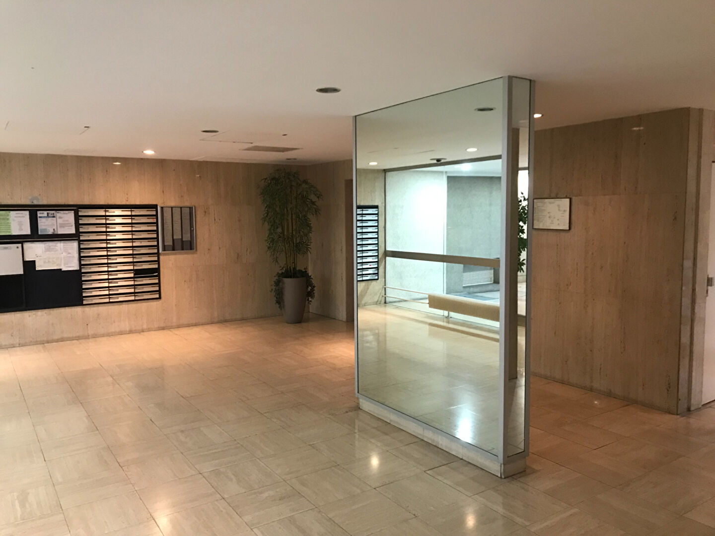 Vente Appartement 1 pièce de 28m2  à Puteaux. - 1