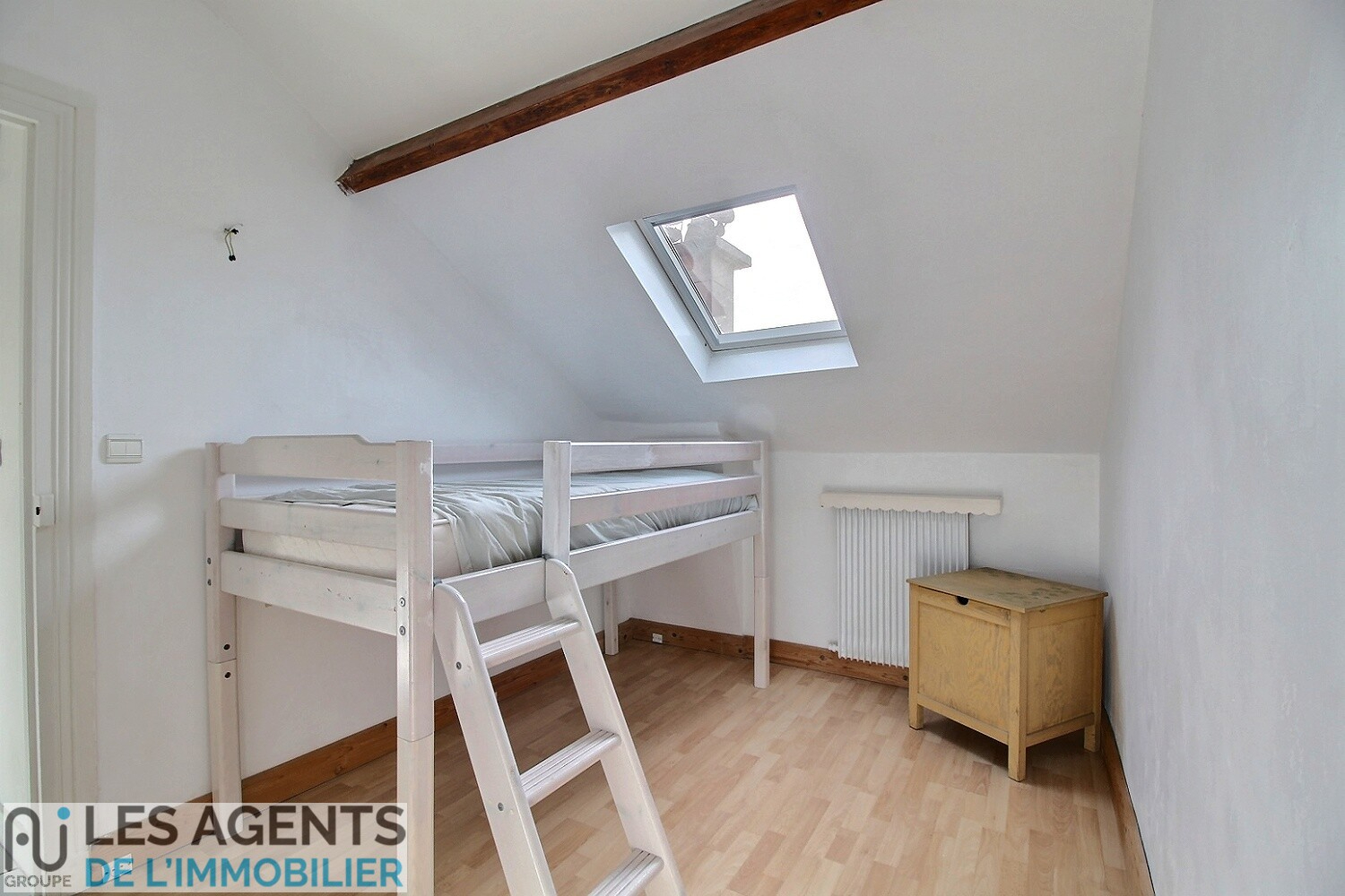 Appartement Suresnes 3 pièce(s) 83.89 m2