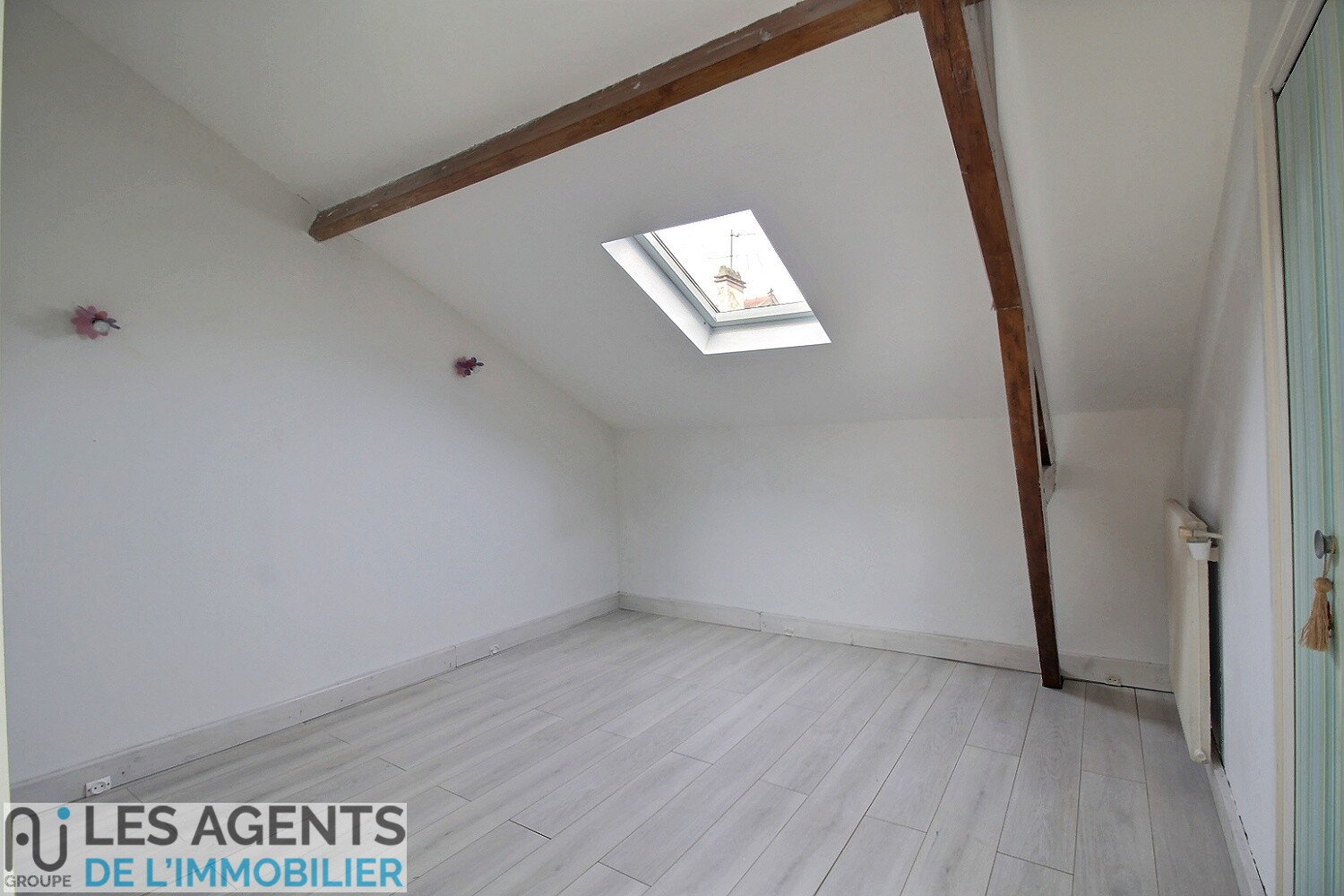 Appartement Suresnes 3 pièce(s) 83.89 m2