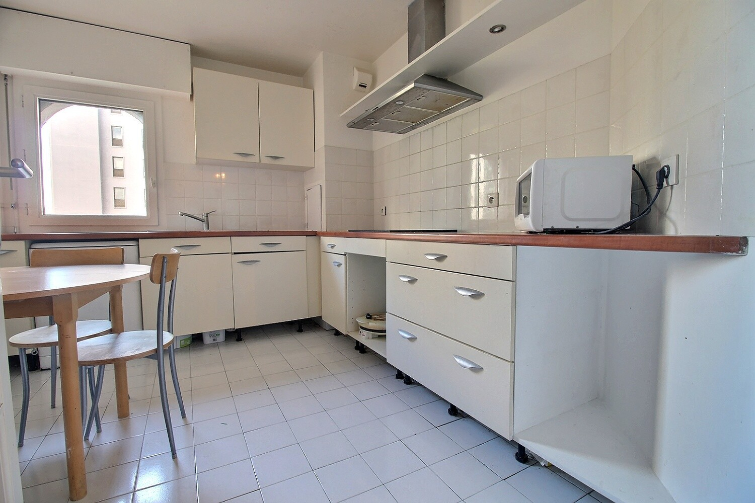 Vente d'un appartement 5 pièces (111 m²) à PUTEAUX
