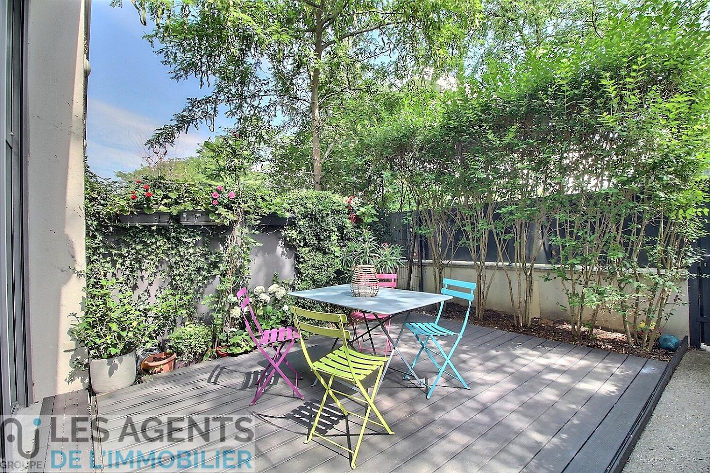 Loft - Nanterre proche Rueil - 4 chambres - jardin - parking