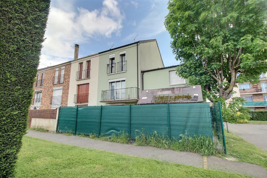 Vente : maison T7 (172 m²) à MAUREPAS