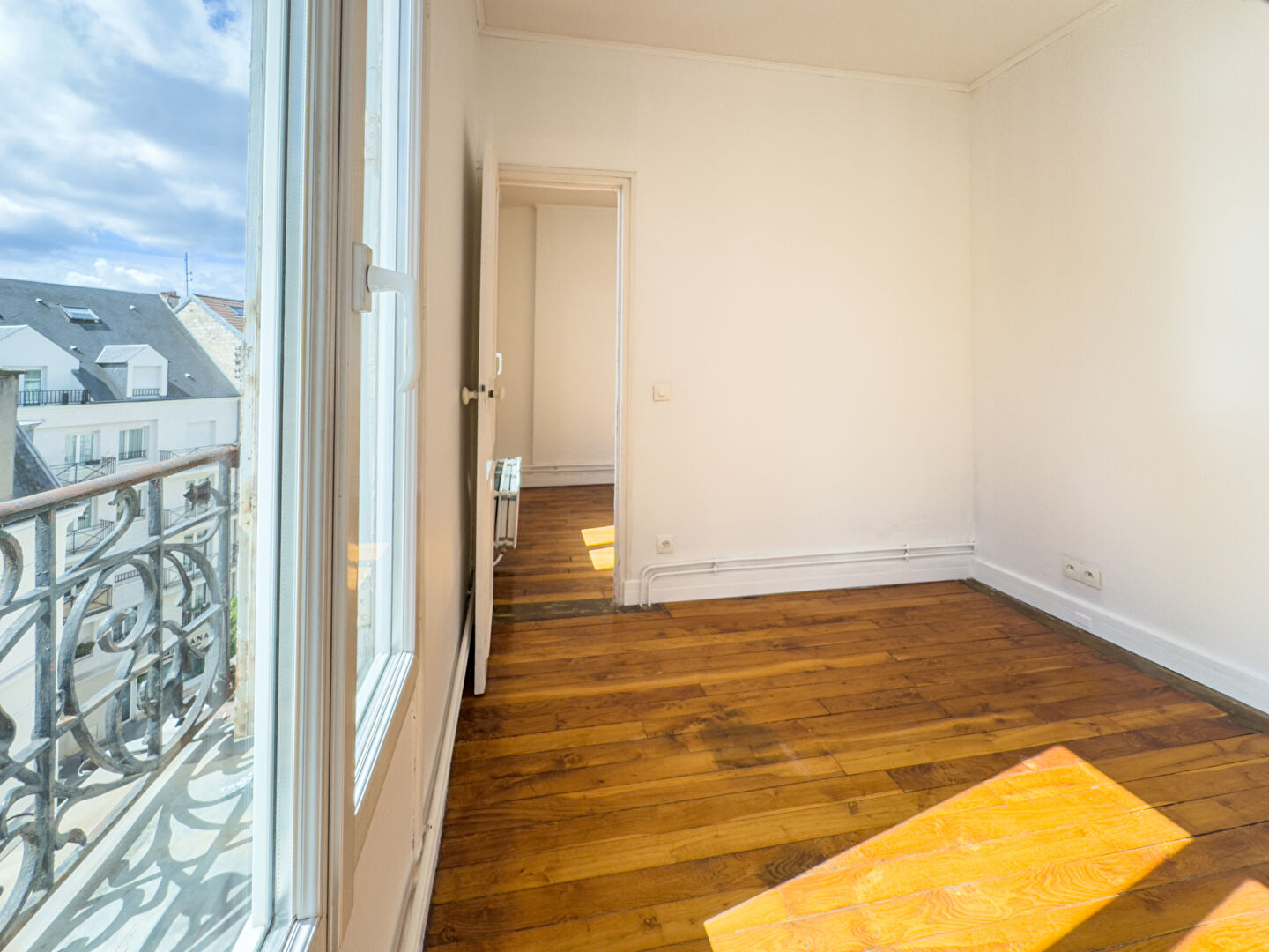 Appartement Puteaux 2 pièce(s) 33.81 m2