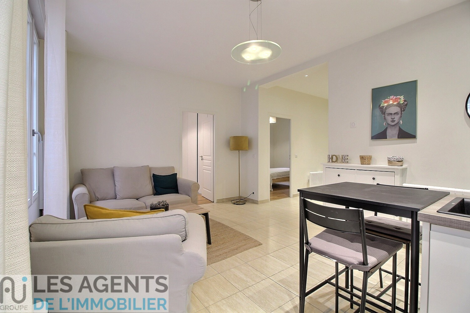 Bel appartement de 55m2 en rdc avec jardin privatif Proche Centre ville Puteaux