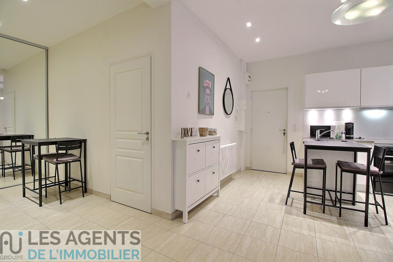 Bel appartement de 55m2 en rdc avec jardin privatif Proche Centre ville Puteaux