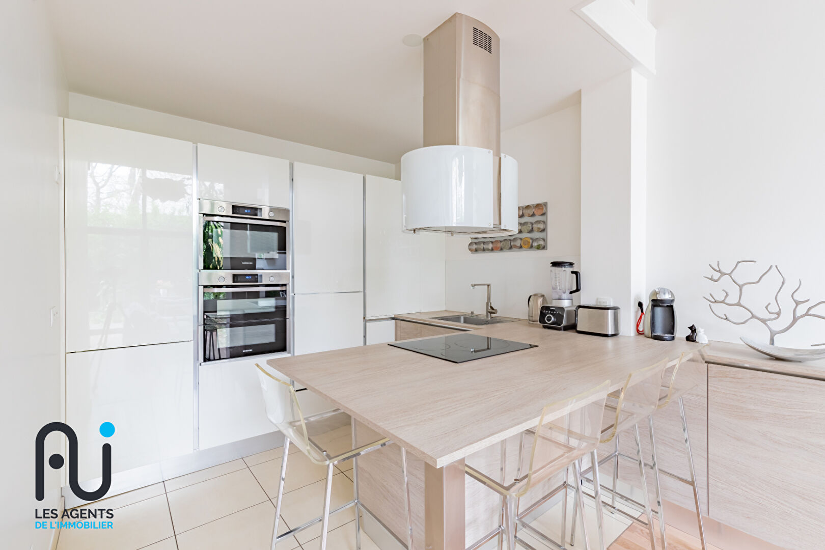 VENTE : appartement T4 (78,8m2) à NANTERRE - 1