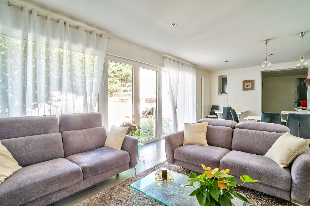 Maison 6 pièce(s) 120 m2, Petite Garenne