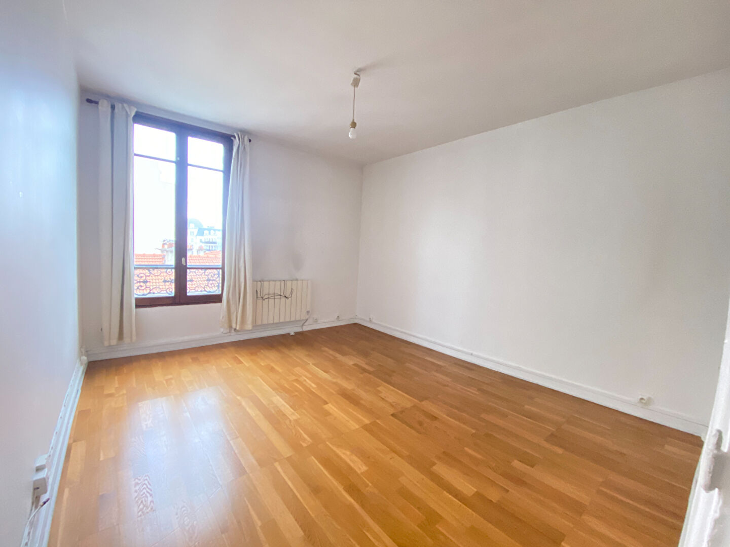 Appartement Puteaux Centre ville 3 pièce(s) à rénover