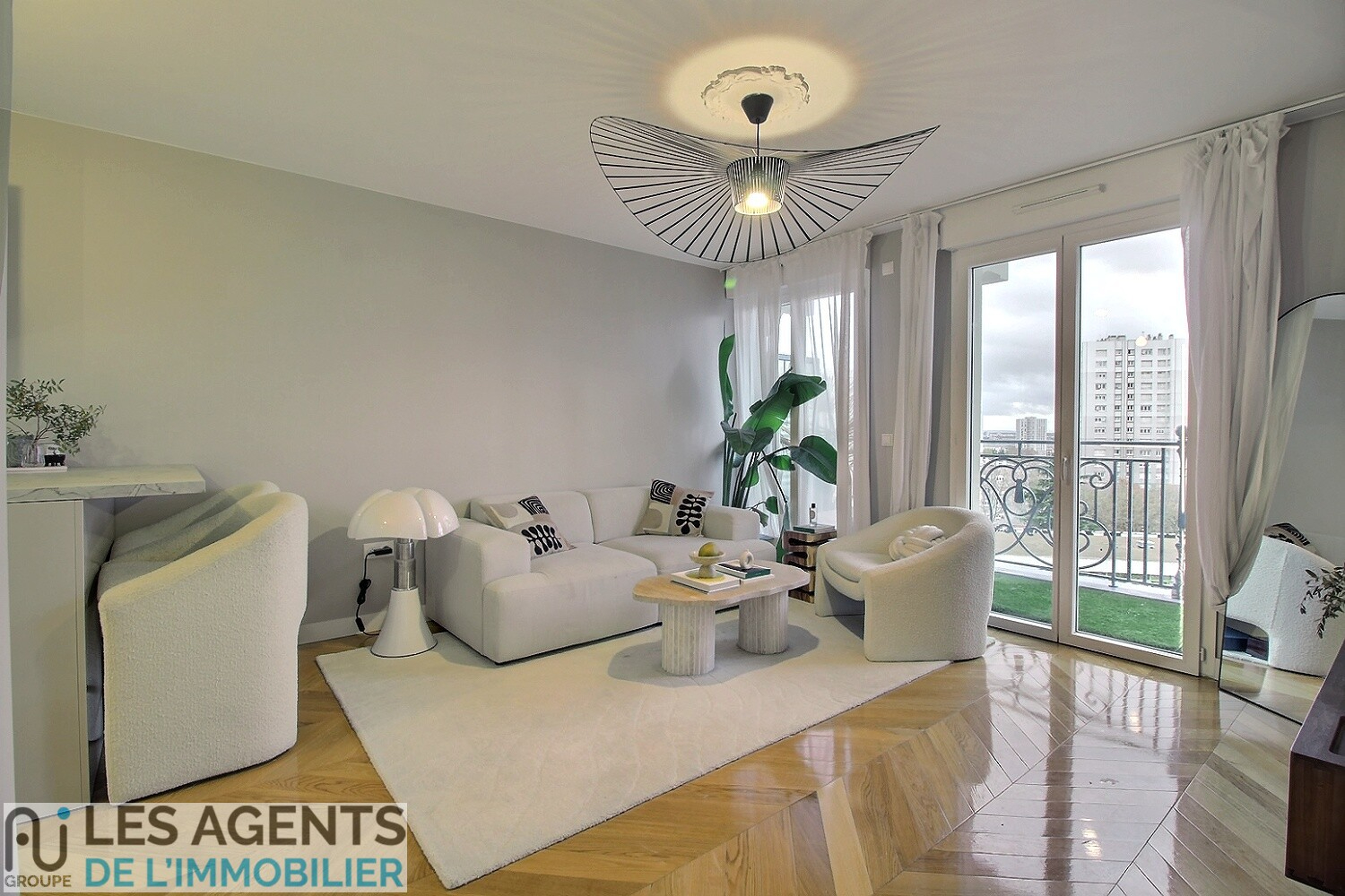 Appartement Puteaux 2 pièce(s) 44 m2 Parking