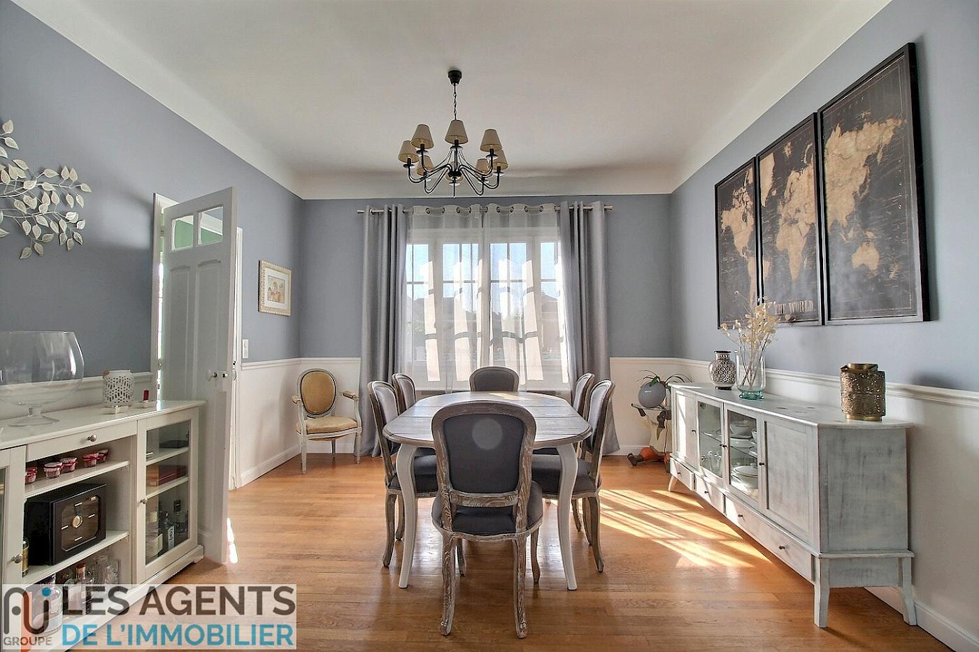 Maison T6 132 m² en vente à AUBERGENVILLE