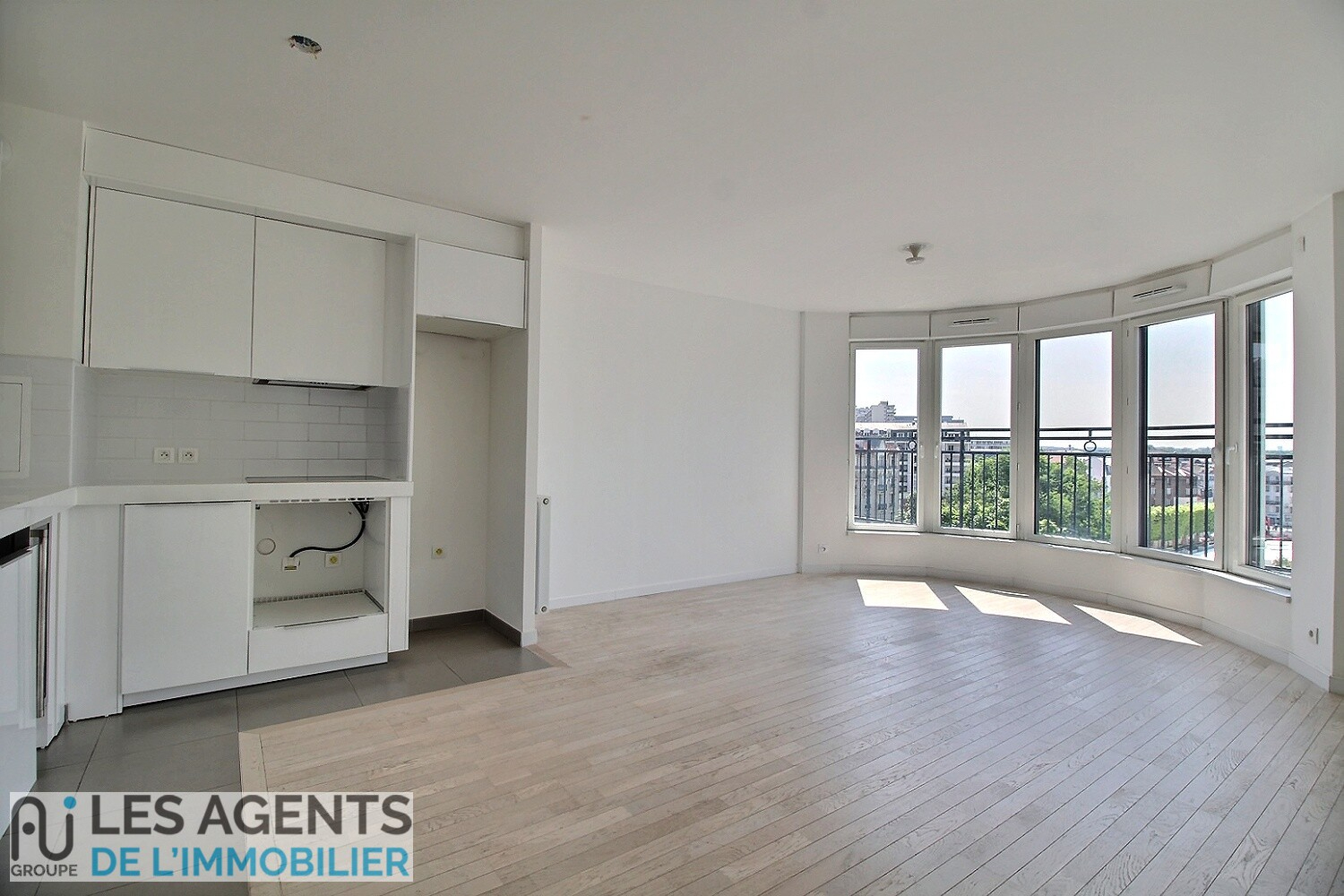 Appartement Puteaux Hyper Centre 2/3 pièce(s) 61 m2 - 1