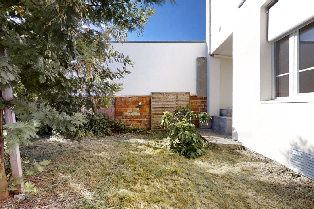 Maison Colombes 8 pièce(s) 210 m2