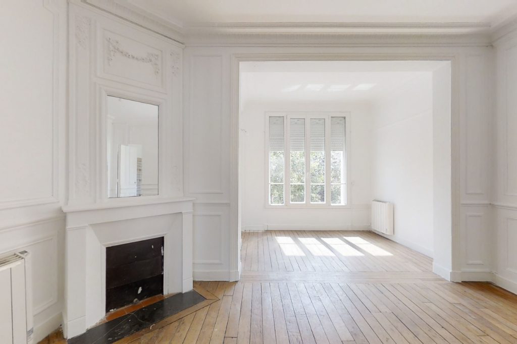 Maison Colombes 8 pièce(s) 210 m2