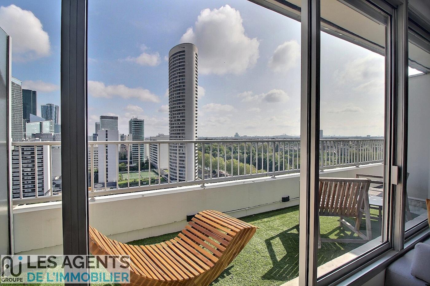VENTE : appartement F5 (160 m² Carrez) à PUTEAUX