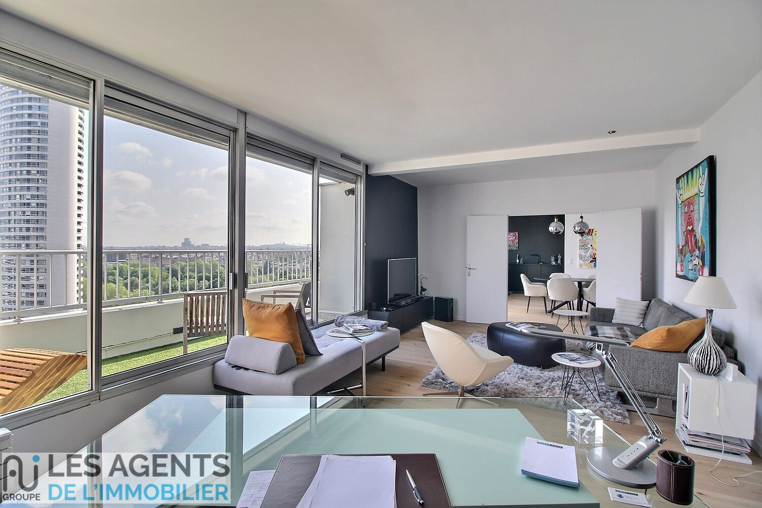 VENTE : appartement F5 (160 m² Carrez) à PUTEAUX