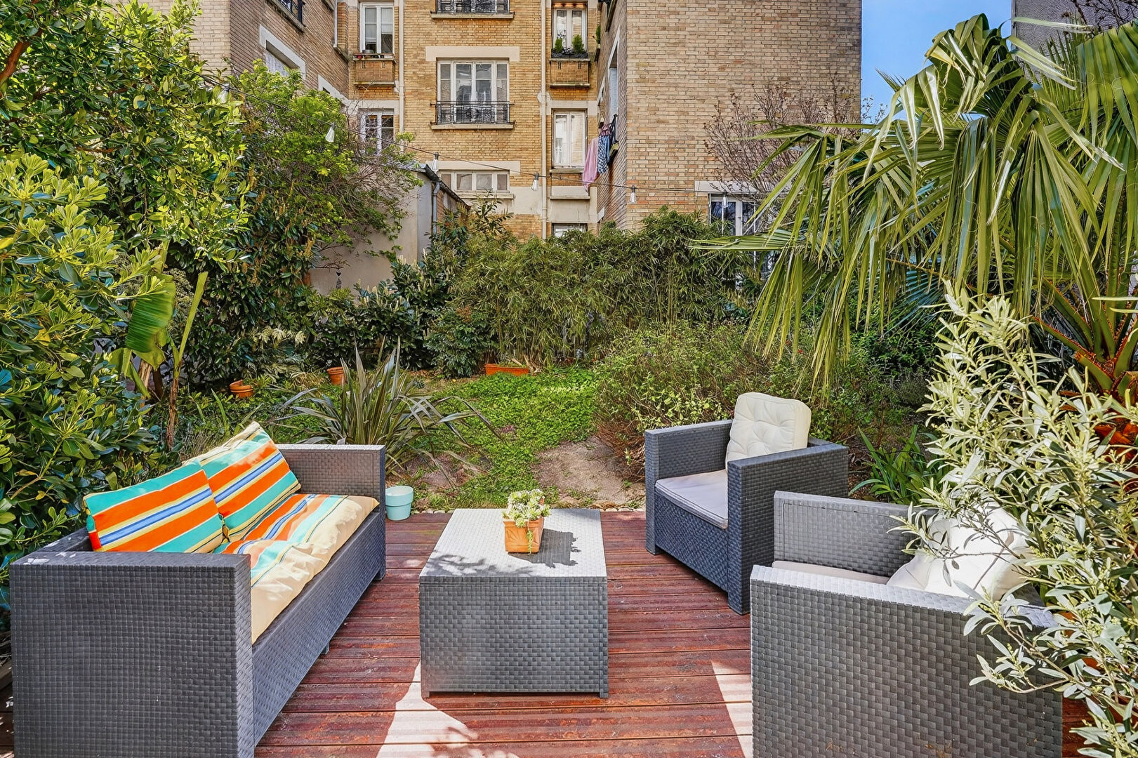 BOIS COLOMBES - LES VALLEES - Appartement avec JARDIN - 1