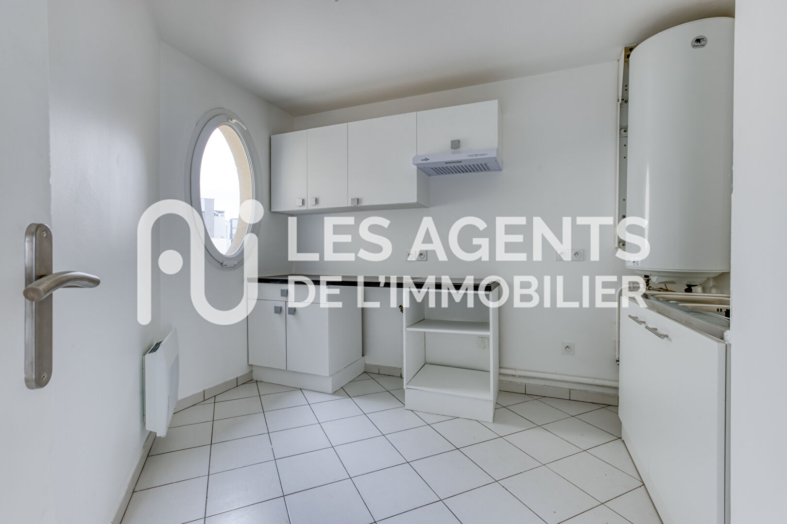 APPARTEMENT 4 PIÈCES 80 m² DANS UNE RÉSIDENCE RÉCENTE