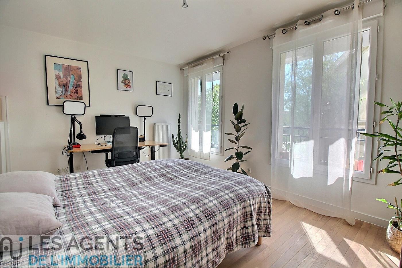 Puteaux centre ville - Magnifique studio - Villa Célina